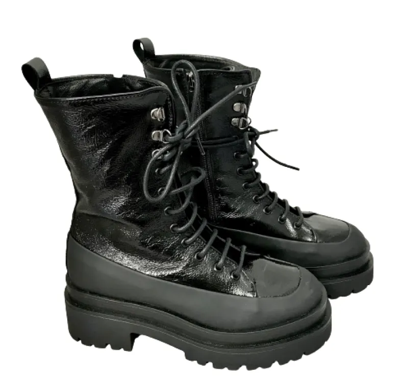 Black Crafted Amphibian