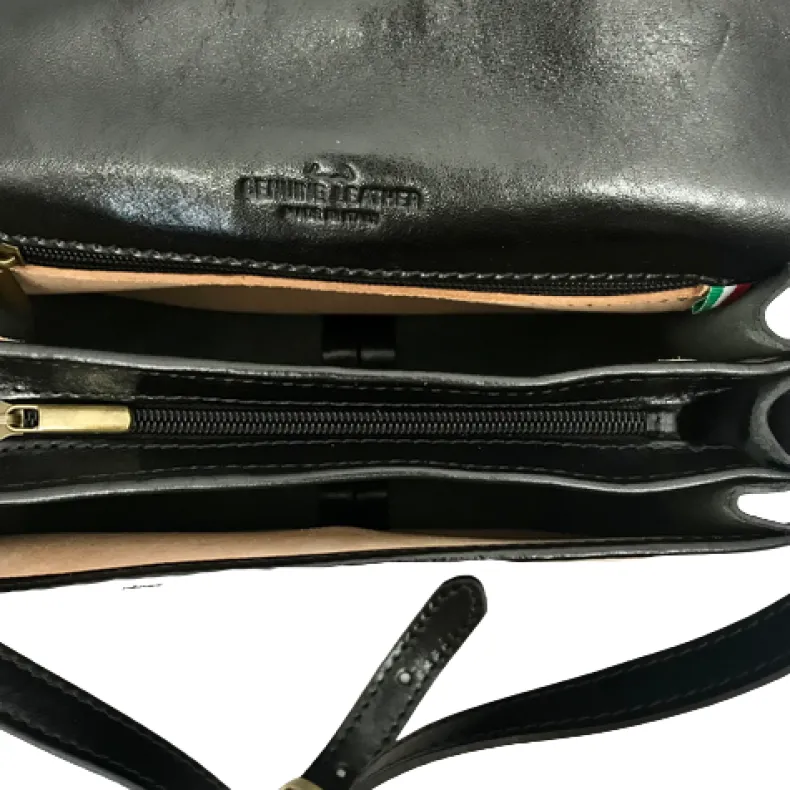 Handcrafted Postman With Shoulder Strap M