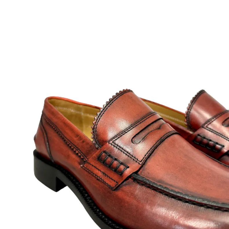 Moccasin Mod. College Red Gradient