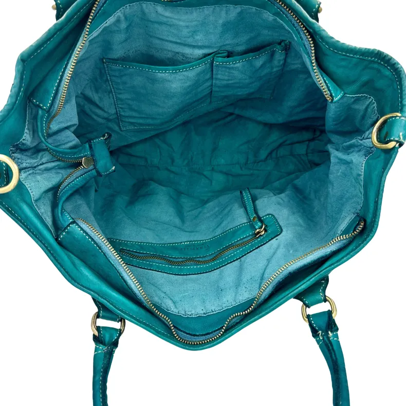 Olimpia Big – Weaving And Visible Stitching