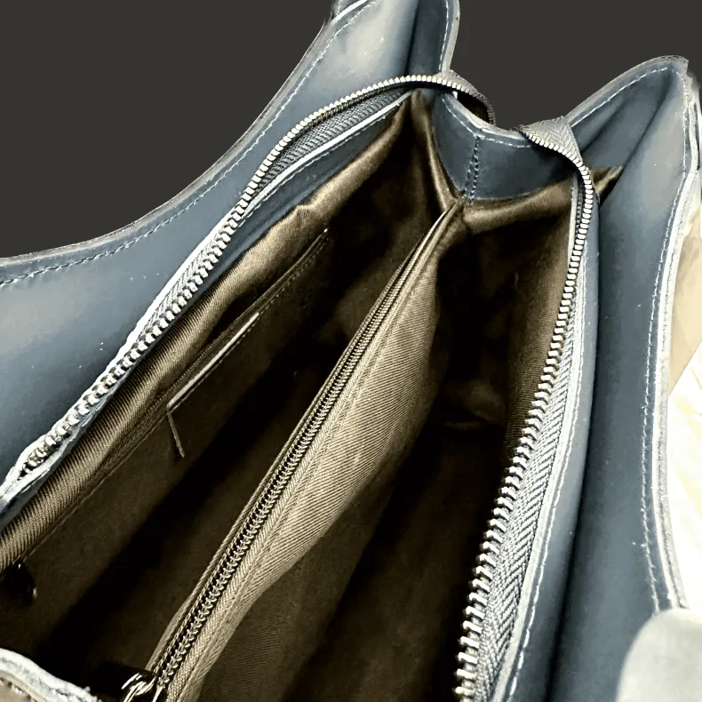 Rigid Handcrafted Bag In Smooth Leather