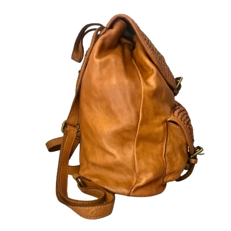 Tancredi – Handmade Taupe Backpack With Woven Flaps
