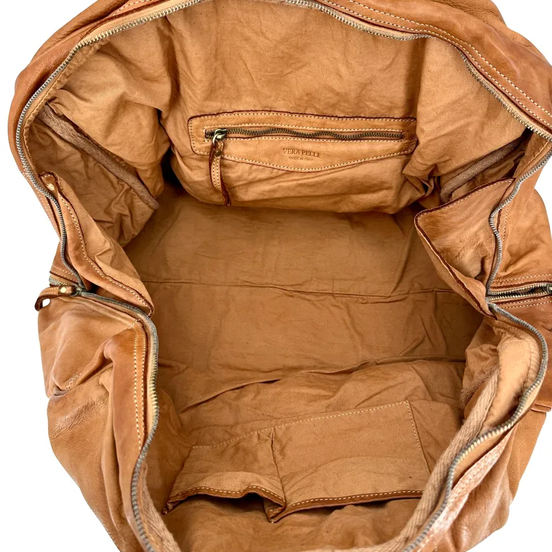 Vienna – Leather Bag With Buckle