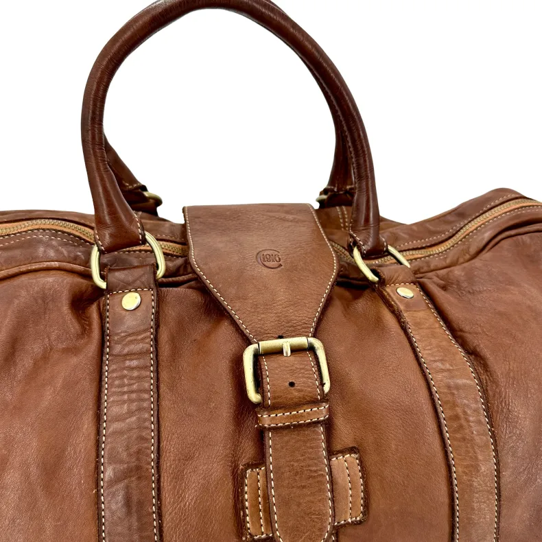 Vienna – Leather Bag With Buckle